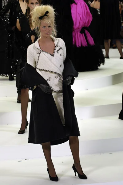Look 6